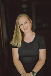 Nadia Smit, estate agent