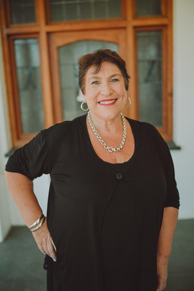 Alet Visser, estate agent