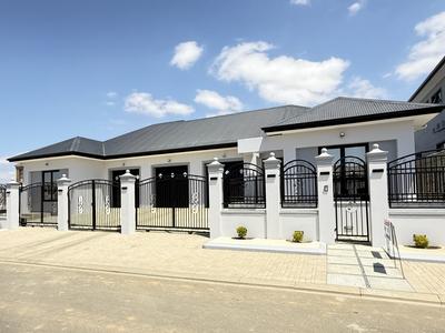 House For Sale in Tafelzicht, Malmesbury